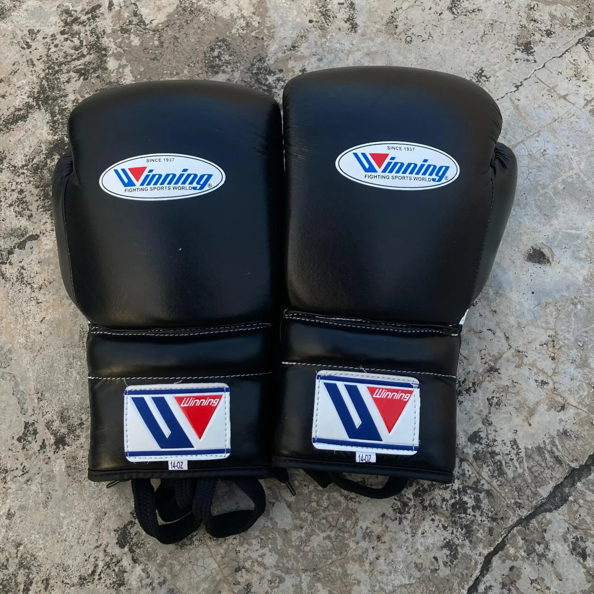 Gant de Boxe et Casque winning